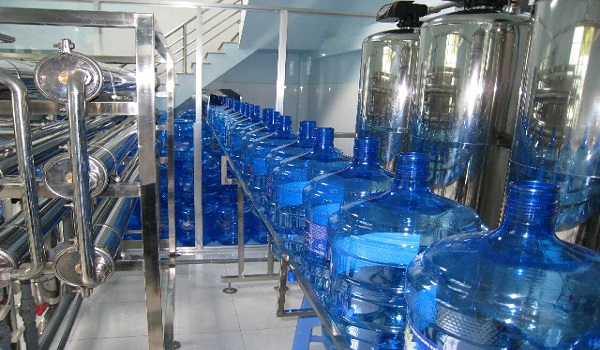 Quy trình sản xuất nước uống đóng bình đạt chuẩn